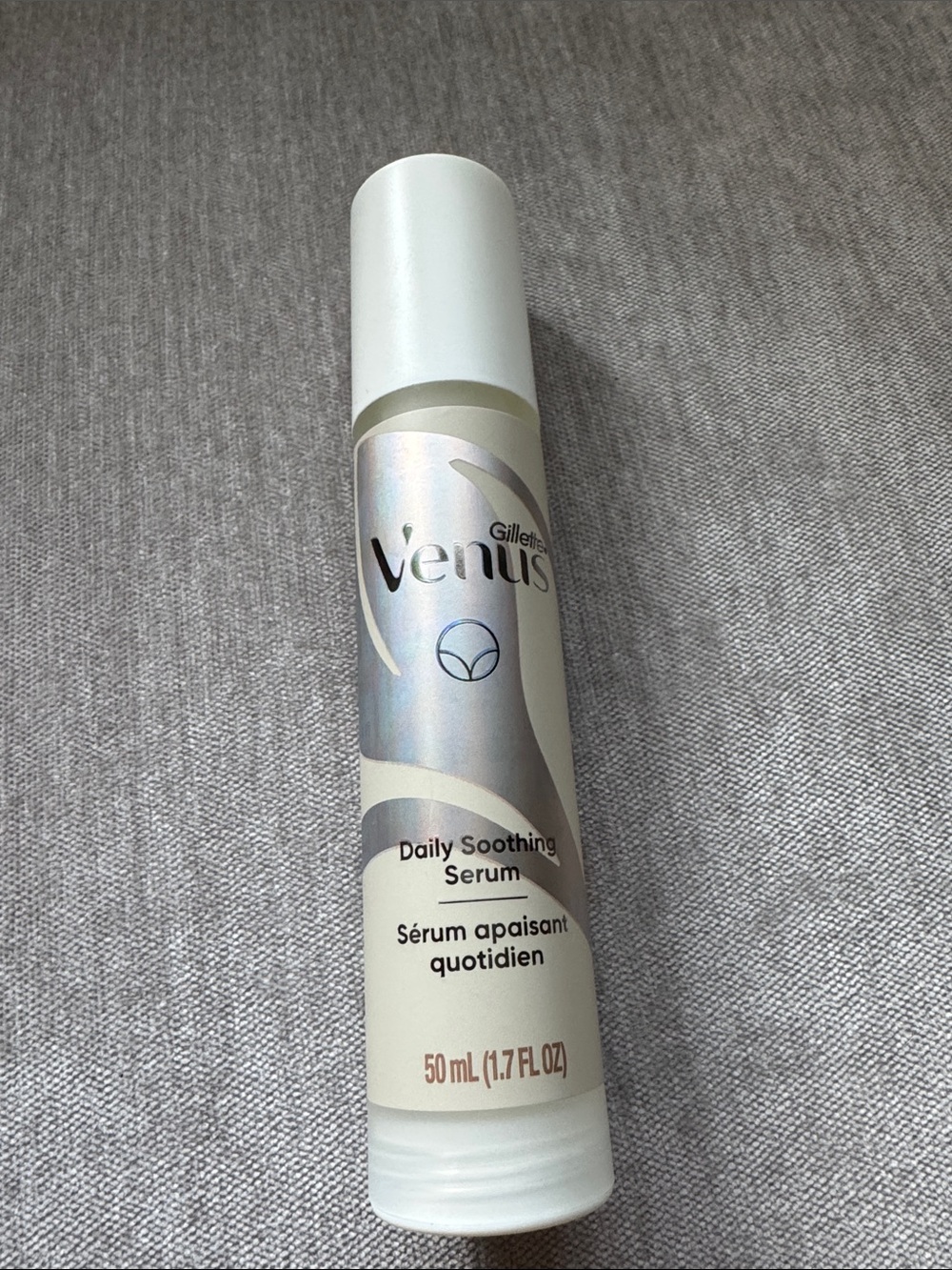 New Gillette Venus Daily Soothing Serum - Iridescent Pearl